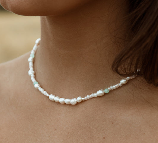 Mist Pearl Necklace